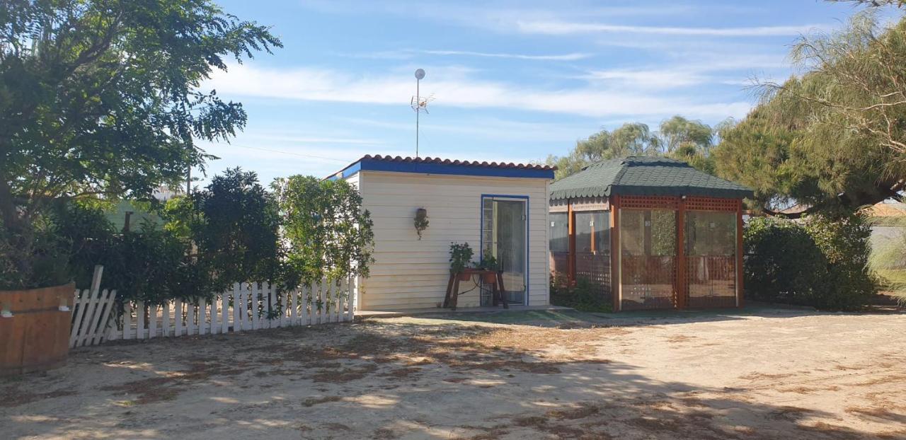 En Finca Las Dunas Dos Chalets Con Jacuzzis En Primera Linea De Playa , Uno De 4 Dormitorios Y Otro De 2 Dormitorios, Llama Al Seiscientos Veintisiete Cuatrocientos Diecisiete Trescientos Noventa Y Ocho Rota Zewnętrze zdjęcie