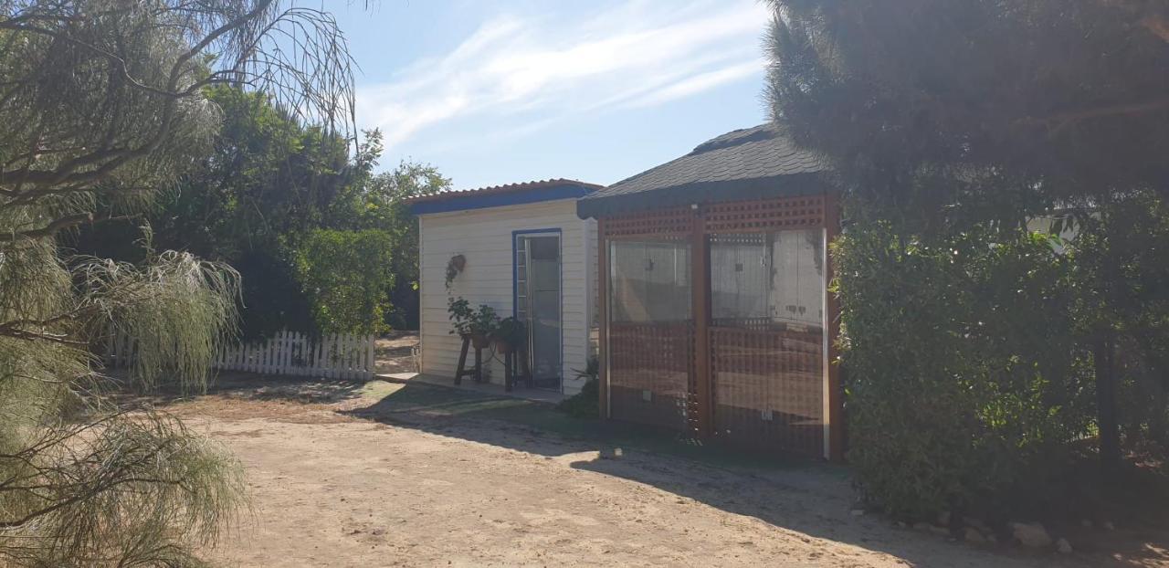 En Finca Las Dunas Dos Chalets Con Jacuzzis En Primera Linea De Playa , Uno De 4 Dormitorios Y Otro De 2 Dormitorios, Llama Al Seiscientos Veintisiete Cuatrocientos Diecisiete Trescientos Noventa Y Ocho Rota Zewnętrze zdjęcie