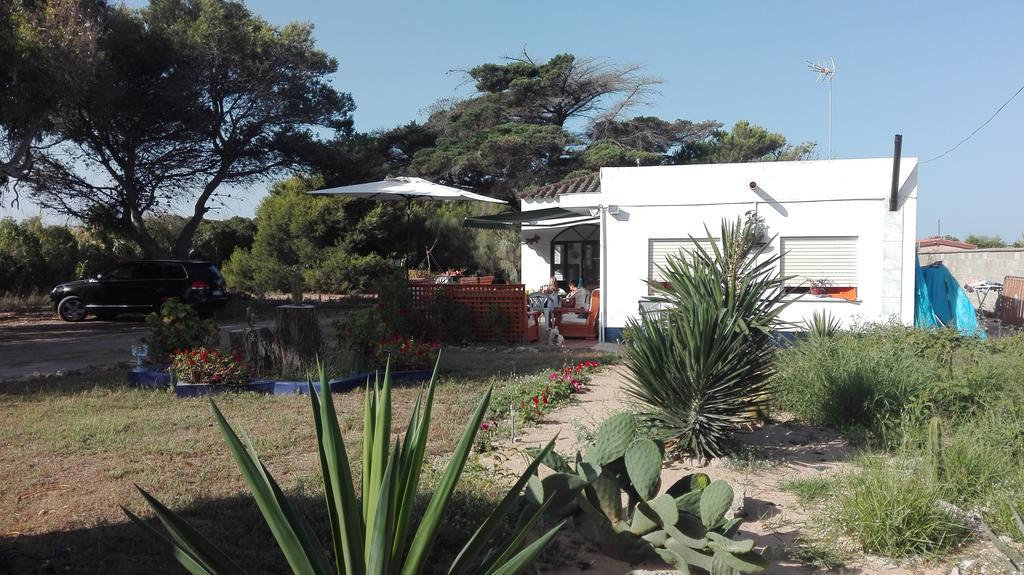 En Finca Las Dunas Dos Chalets Con Jacuzzis En Primera Linea De Playa , Uno De 4 Dormitorios Y Otro De 2 Dormitorios, Llama Al Seiscientos Veintisiete Cuatrocientos Diecisiete Trescientos Noventa Y Ocho Rota Zewnętrze zdjęcie